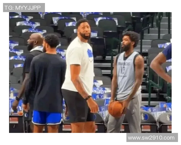 勇士交易浓眉理论方案曝光,需打包多名球员 勇士交易浓眉理论方案曝光,需打包多名球员