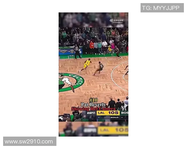 詹姆斯社媒发图影射裁判关键判罚失误，NBA：打手打没犯规