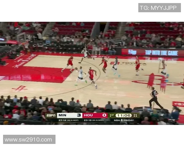 兰德尔首节7投3中砍下9分1助，麦丹6投3中得到9分3板